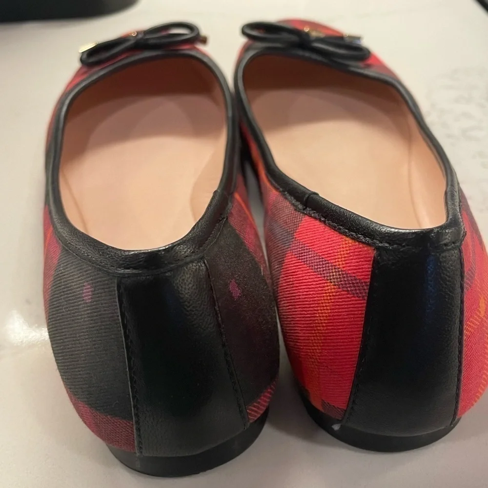 Kate Spade Scottish red plaid ballet flats w/gold charms. Gorgeous! Retail $228